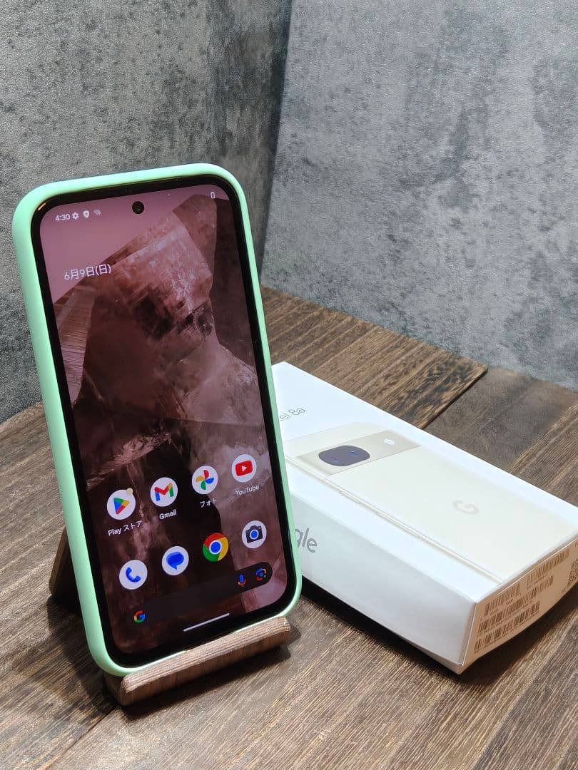新品同様品 純正ケース付き Pixel 8a 128GB SIMフリー スマホ