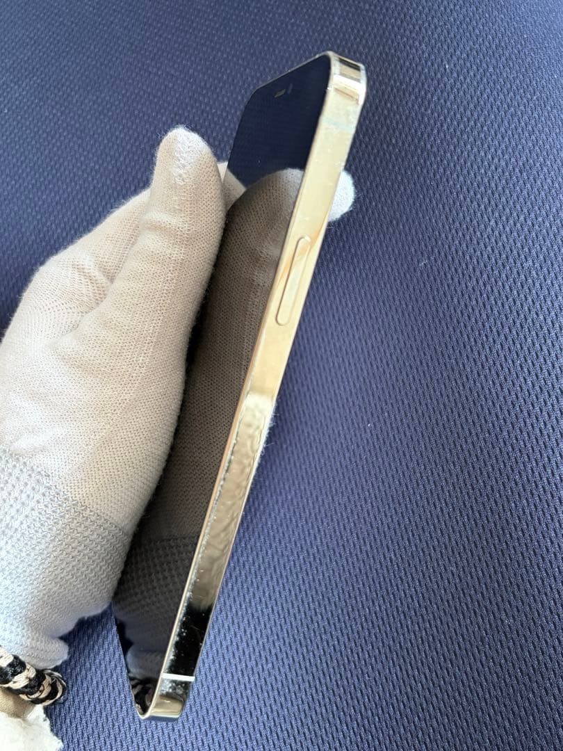 iPhone 12 Pro 256GB シルバー（SIMフリー／中古）