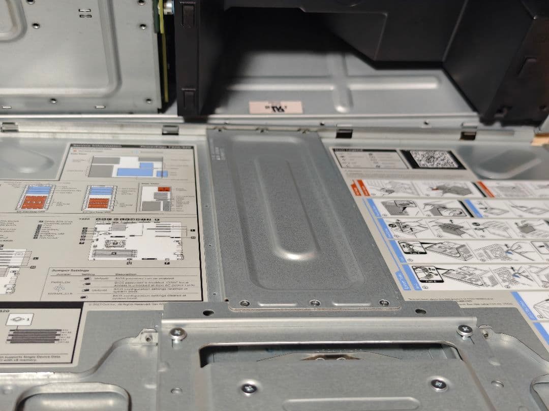 DELL PowerEdge T420 HDD 1TB×2