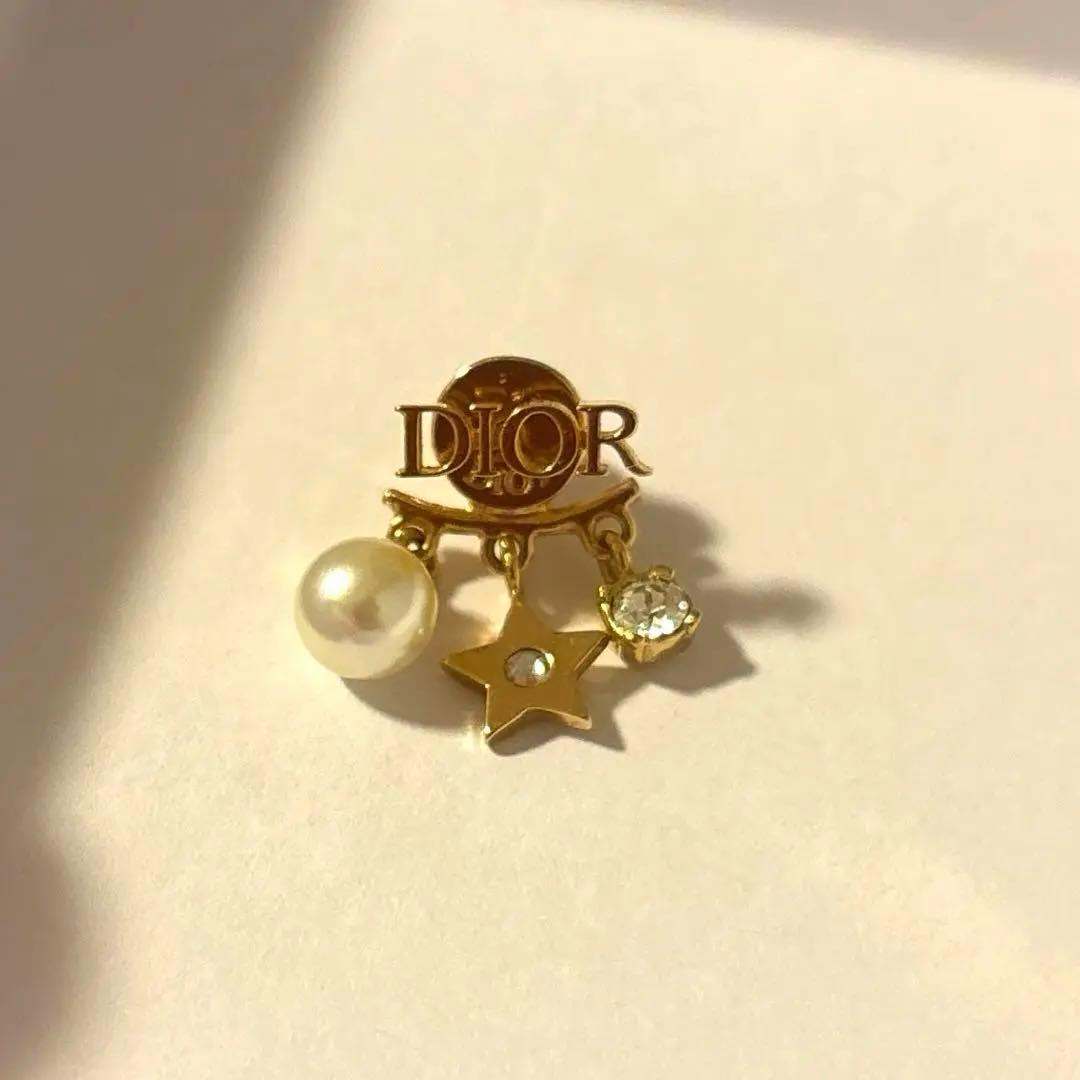 Dior ピアス レボリューション 片方 片耳 パール スター ロゴ ビジュー