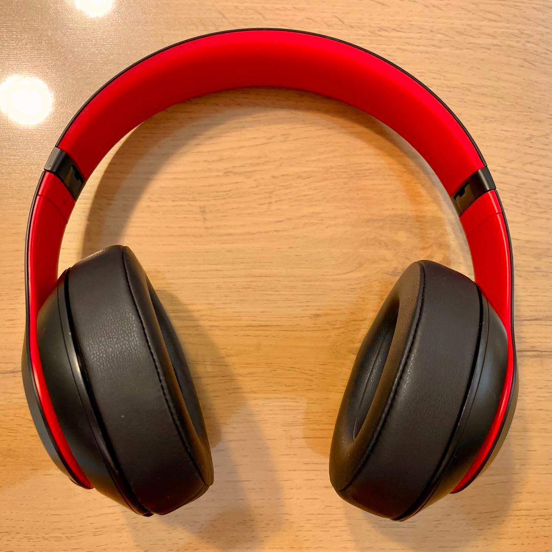 美品！ Beats Studio 3ワイヤレス ヘッドホン ブラックレッド1