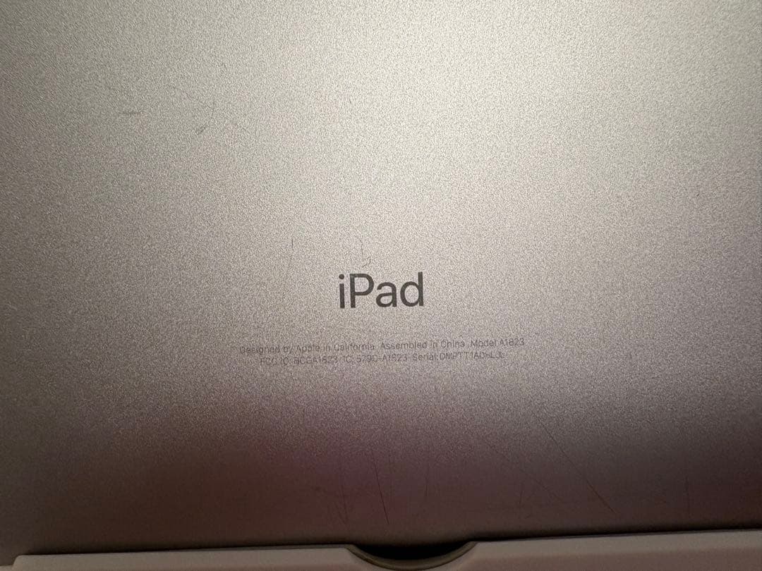 iPad シルバー 第5世代128GB