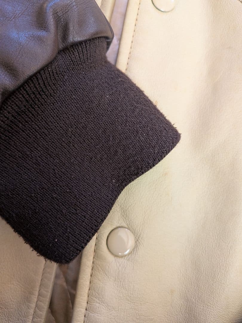 タケ​名作 07AW Supreme オールレザー スタジャン XL