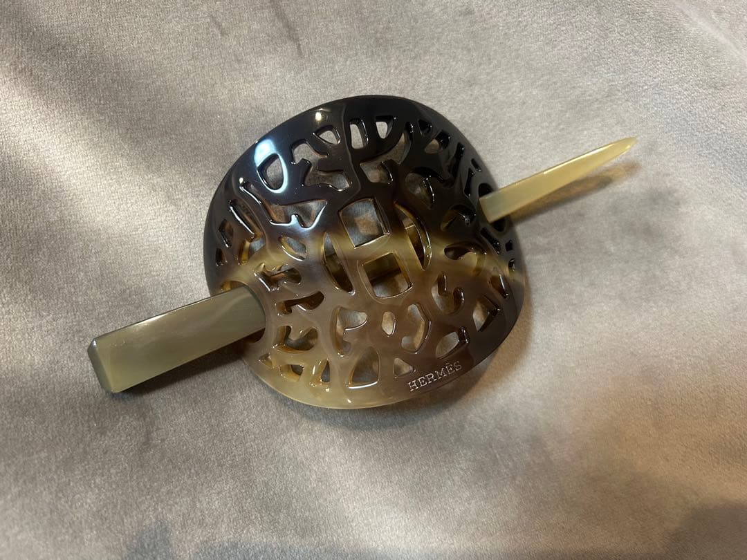 【ひろ＊＊さん専用】HERMES ヘアアクセサリー グレー