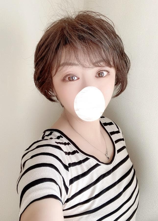 マダムヒロコ　キューティーショート　総手植え　人毛MIX　 ブラウン