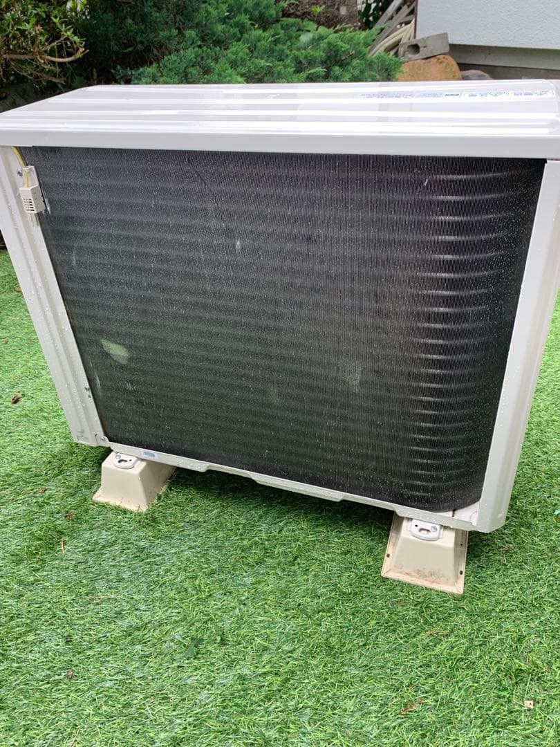 値下げ！セット価格34,000アイリスオーヤマエアコンIAR-2205GF室外機