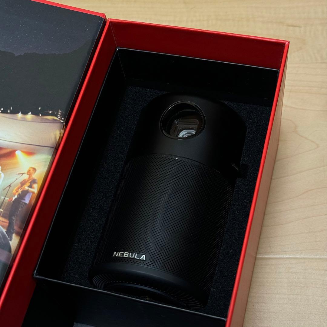 【極美品】NEBULA by Anker Capsule Pro プロジェクター