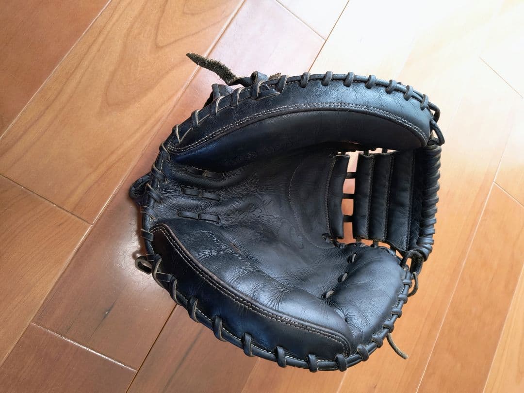 ハイゴールド 軟式キャッチャーミット　グローブ 己極　嬉しい型良好！　M球おまけ