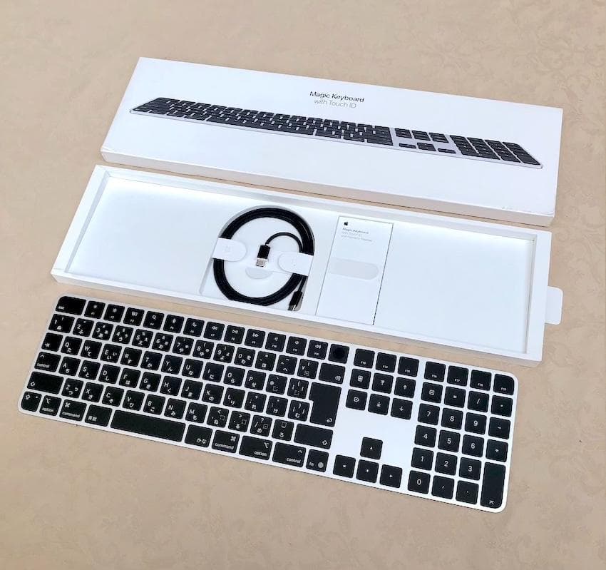 極上優良品｜USB-C｜ブラック｜Touch ID｜Magic Keyboard