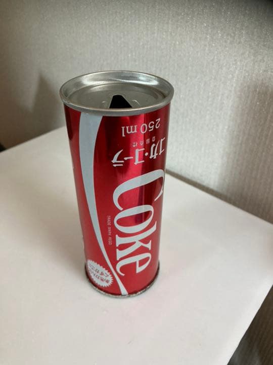 1970年代　コカコーラ250ml缶