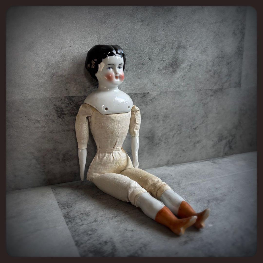 アンティーク チャイナヘッドドール　 クラシカルスタイル ビスクドール