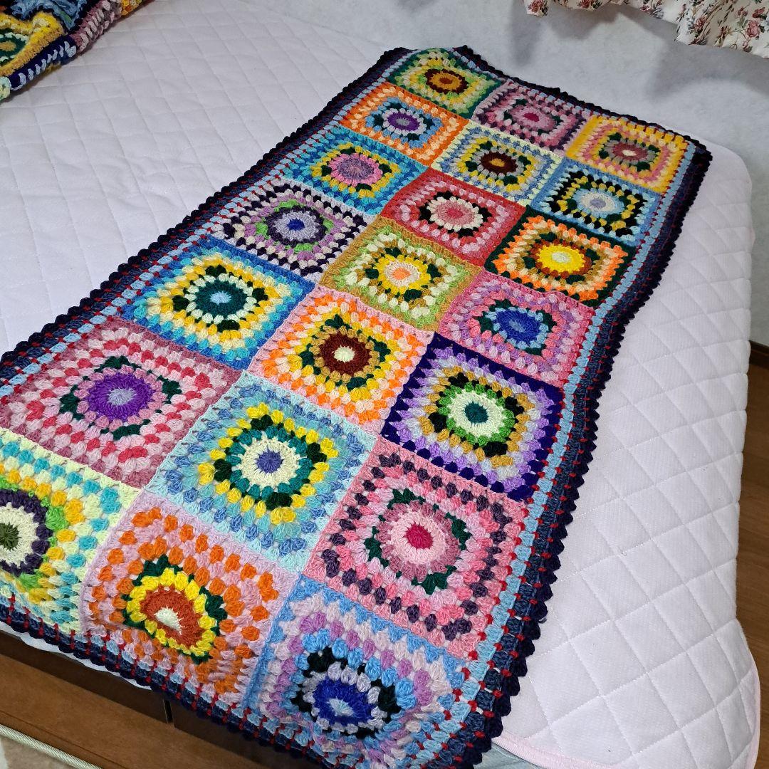 (145)カラフルなグラニースクエアベッドカバー&ストール★セットで