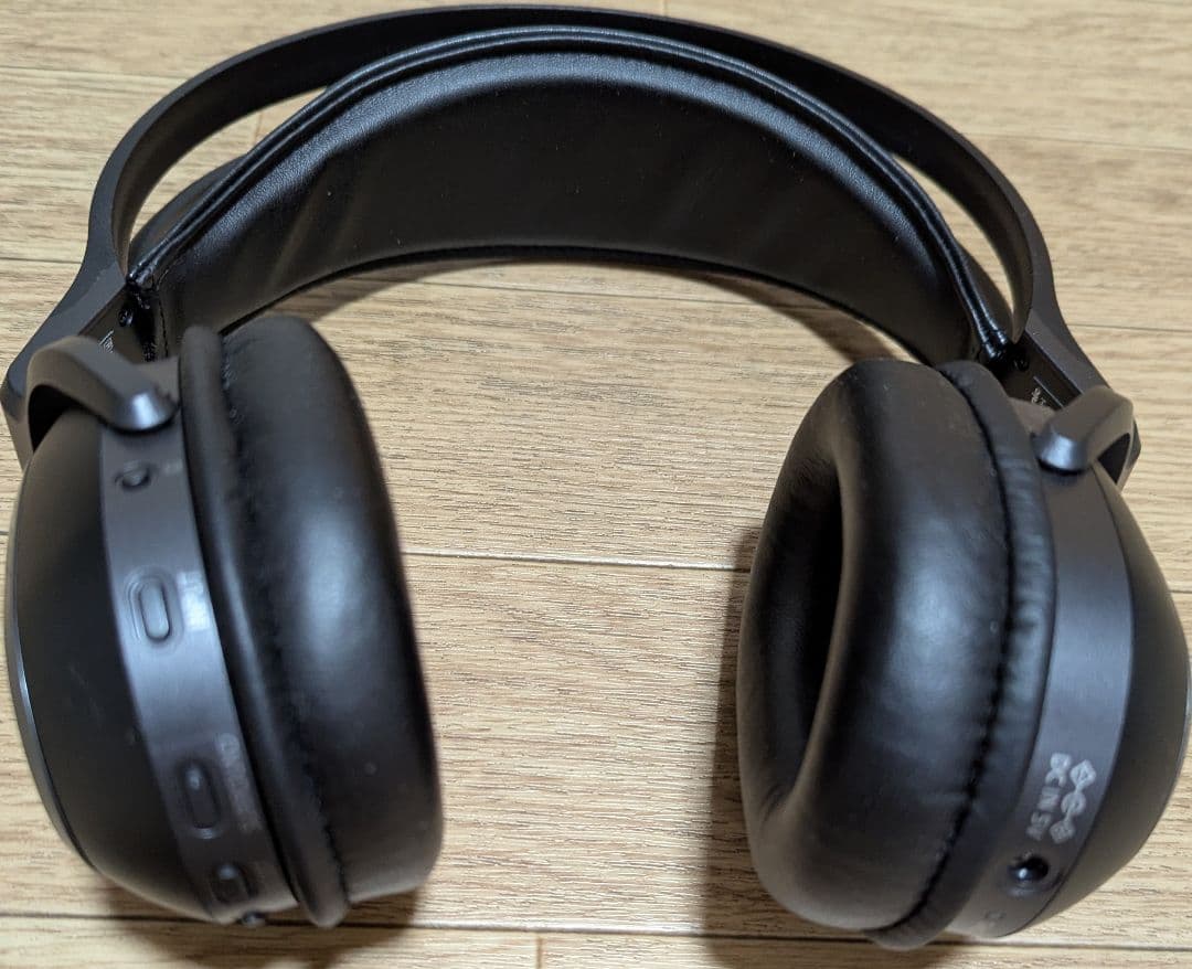 パナソニック 密閉型ヘッドホン RP-WF70T（※無線接続です）