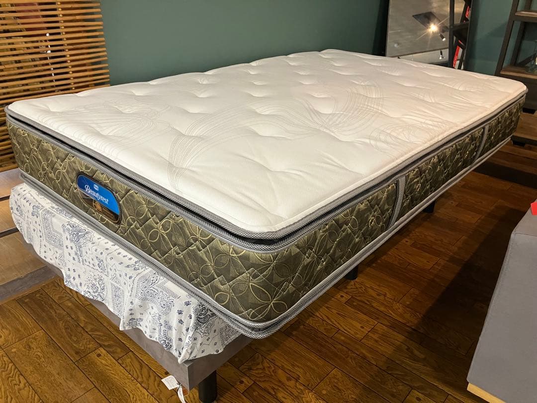 SIMMONS 桐生織6.5インチ両面ピロートップセミダブル マットレス 展示品