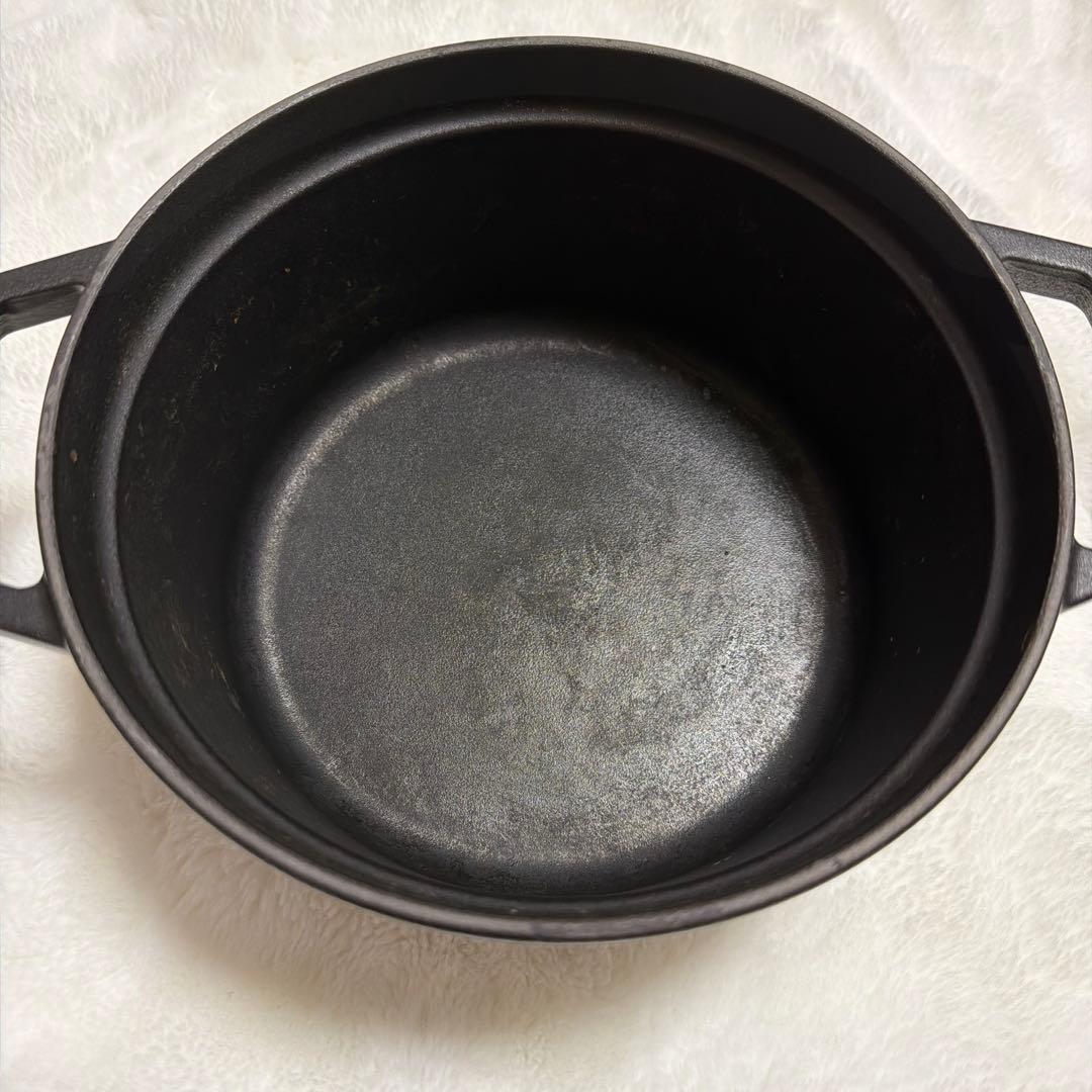 staub（ストウブ） ブラック 20cm