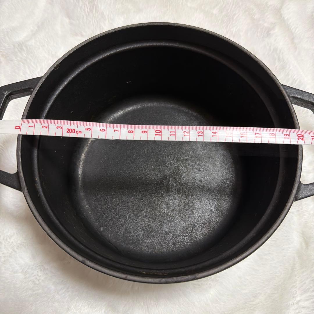 staub（ストウブ） ブラック 20cm