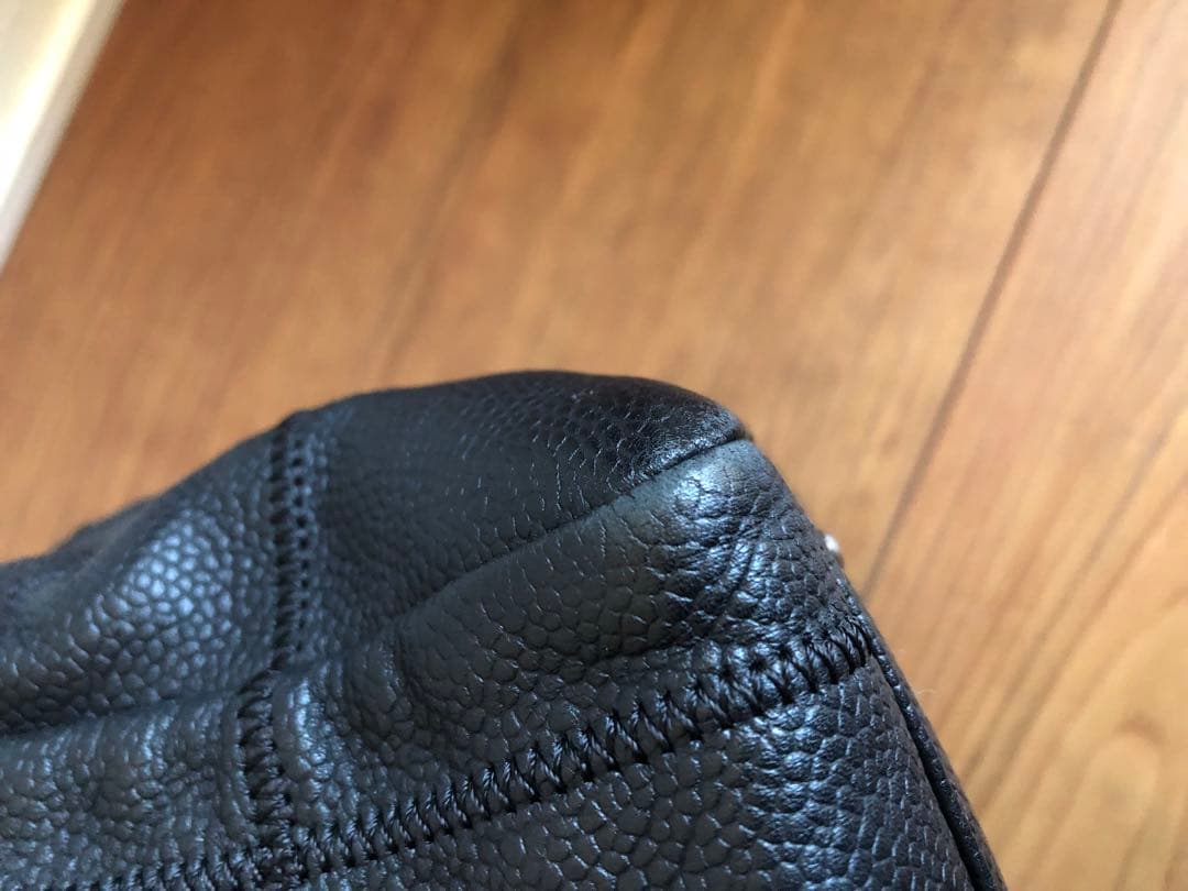 CHANELシャネル チョコバー ハンドバッグ キャビアスキン