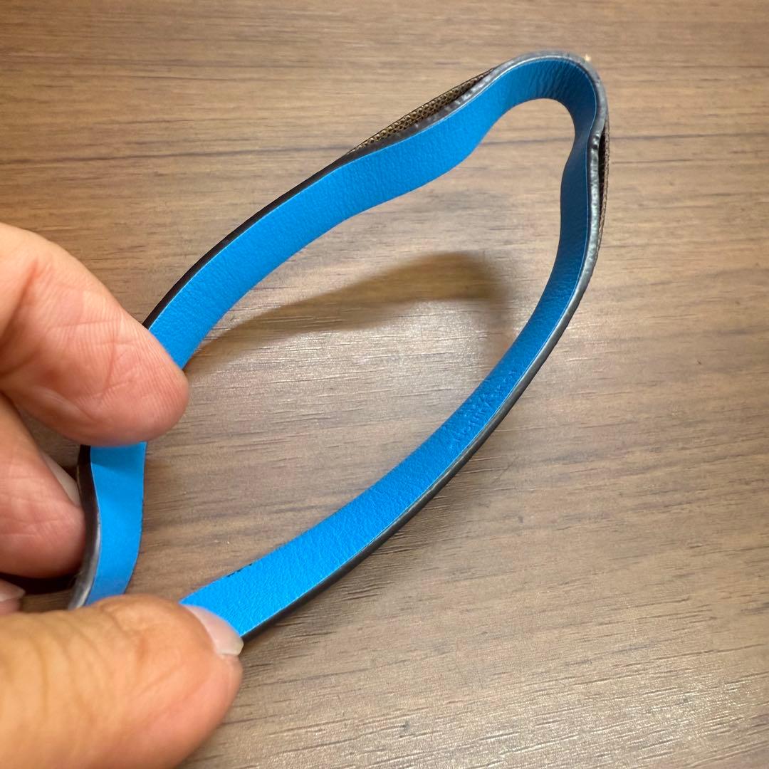 ルイヴィトンの携帯ストラップ