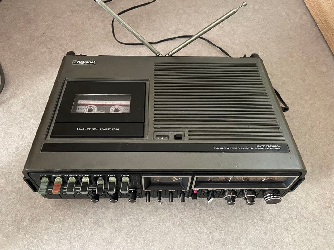 National RS-4400ラジオ・カセットプレーヤー