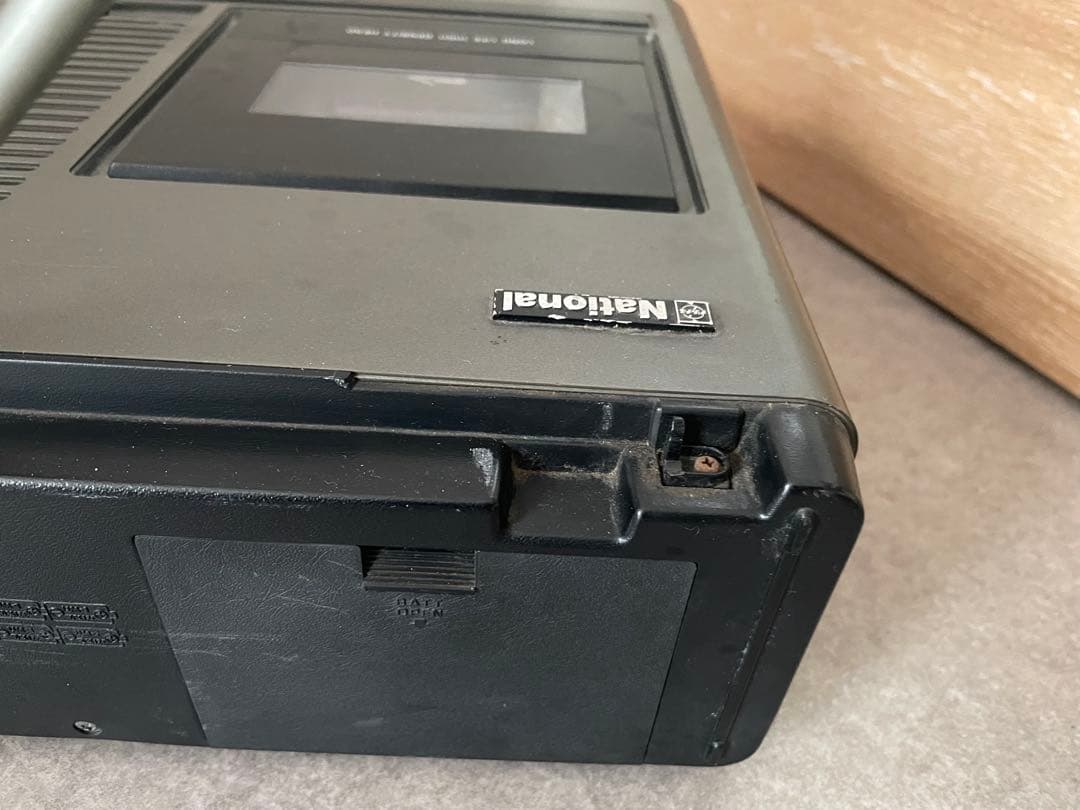 National RS-4400ラジオ・カセットプレーヤー