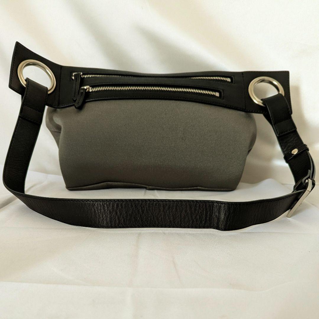 kawakawa hatome ボディバッグ 斜め掛け クロスボディ カーキ