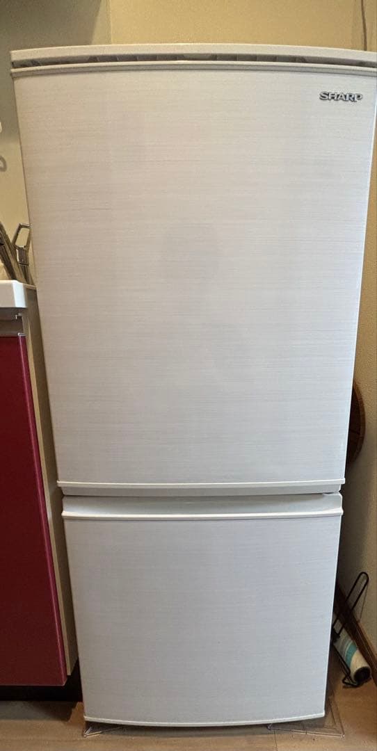 2020年製SHARP 冷蔵庫137L 2ドア