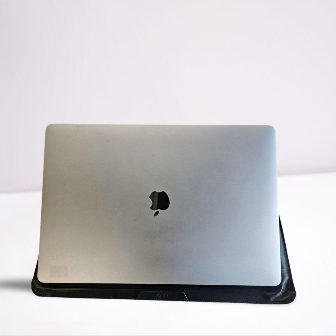 MacBook Pro 16-inch 2019 メーカー名 Apple