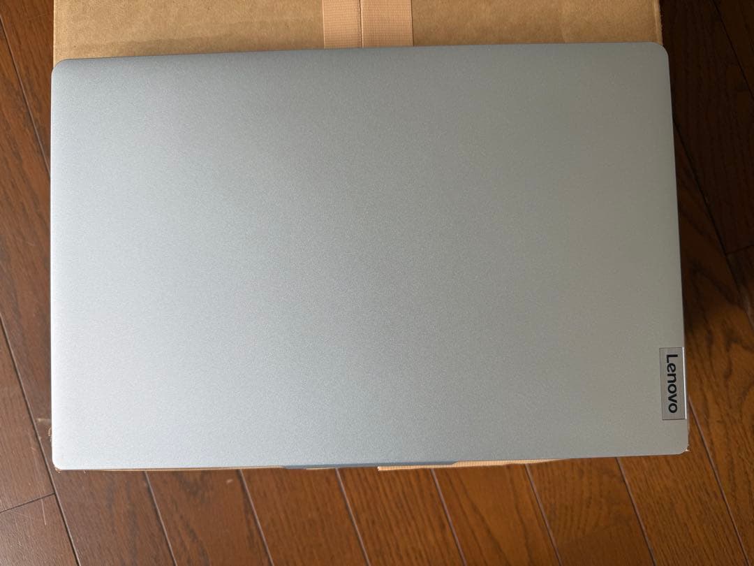 Light Edition AMD Ryzen 5 ノートPC