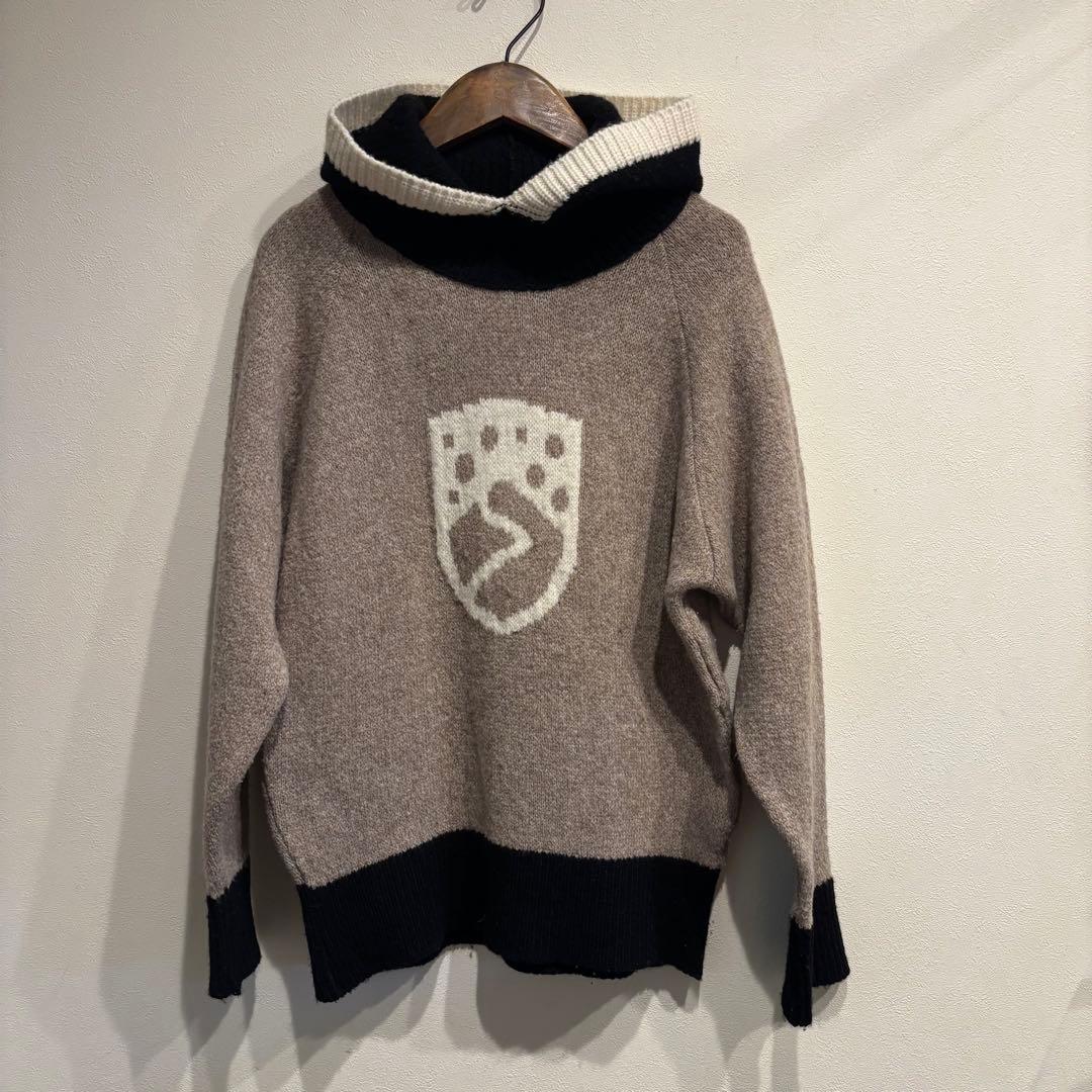 Bogen ニットパーカー　ボーゲン