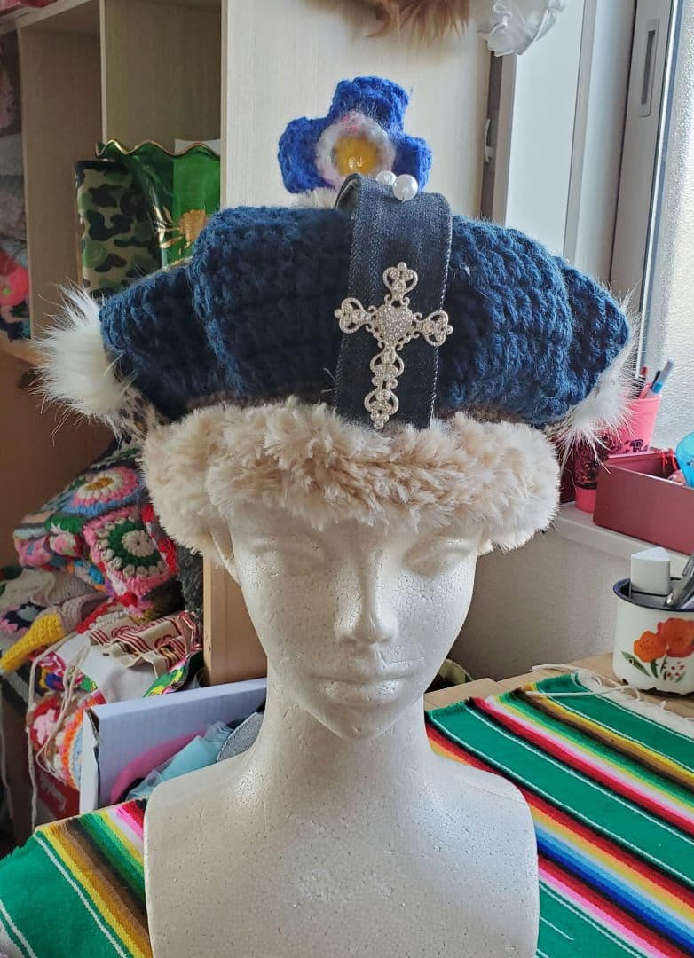 ハンドメイド ニット クラウンハット 手あみ