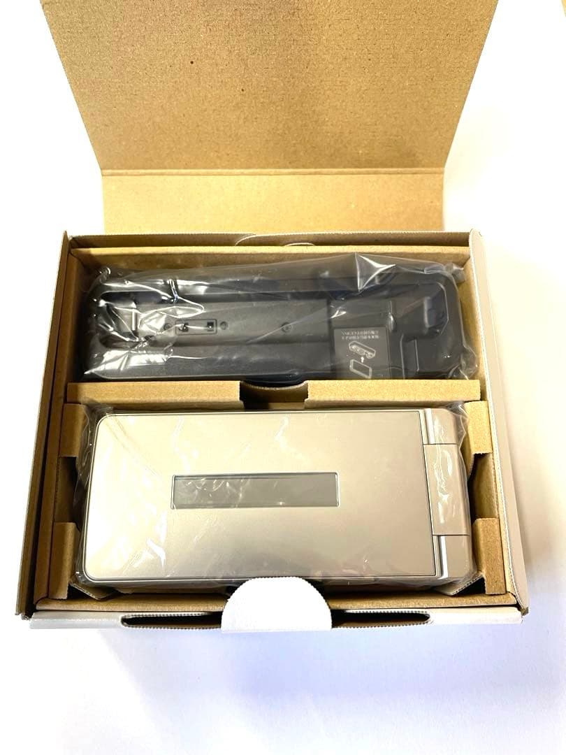 docomo AQUOS ケータイ SH-02L 本体 シルバー