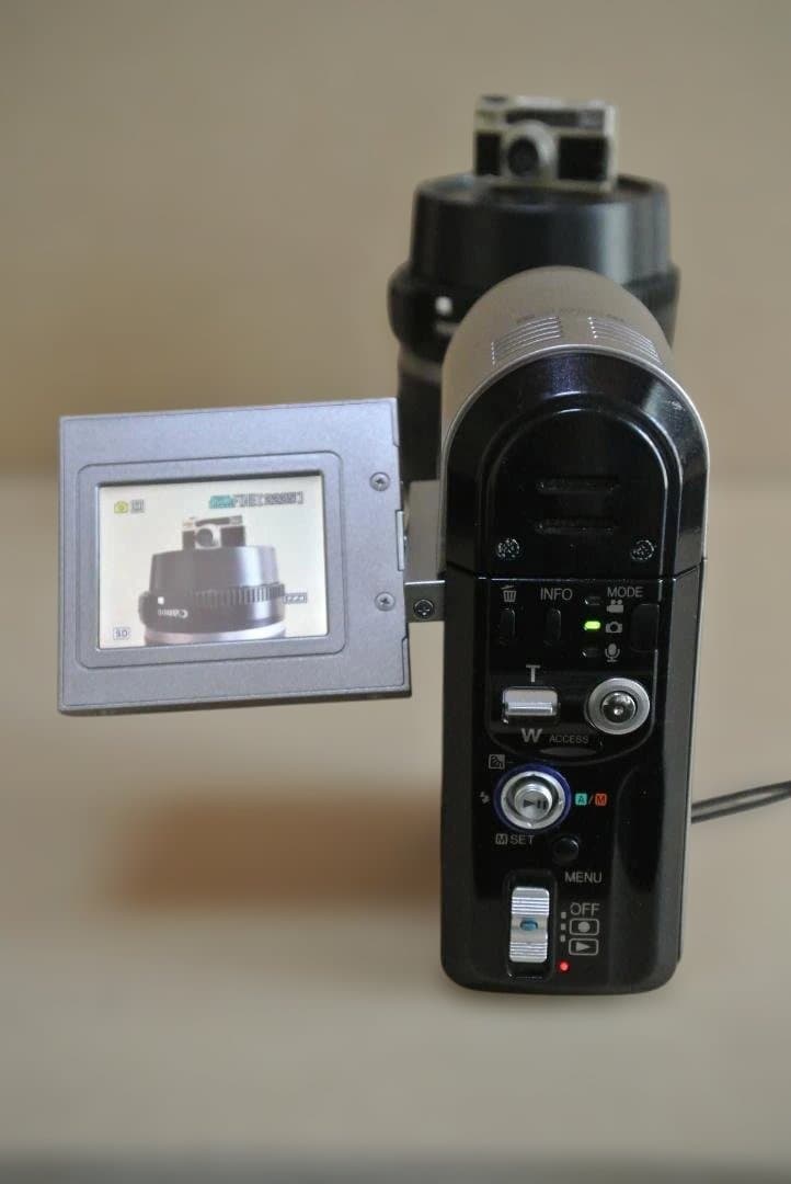 【動作確認済】Victor Everio GZ-MC100 ★CFカード2枚付★