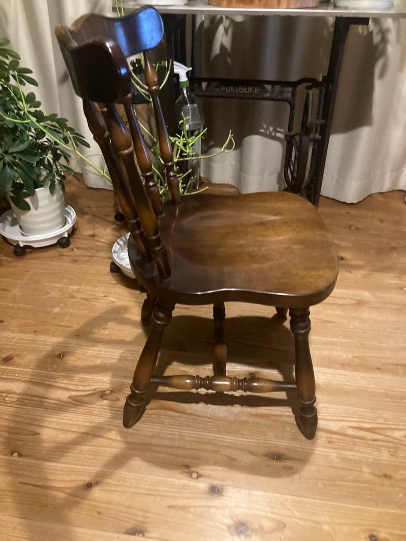 昭和レトロ　ダイニングチェア　飛騨産業　キツツキマーク　ウィンザーチェア