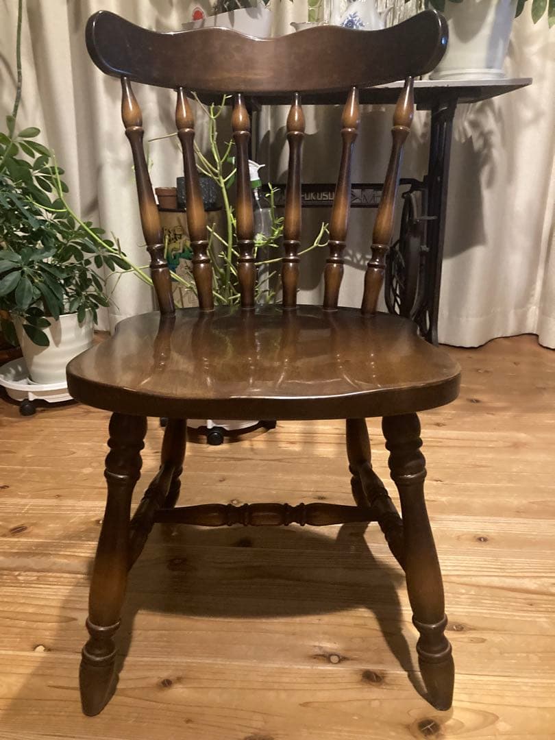 昭和レトロ　ダイニングチェア　飛騨産業　キツツキマーク　ウィンザーチェア