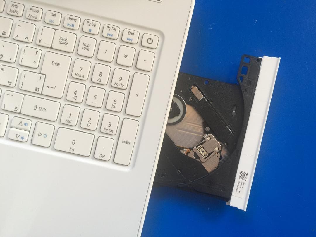 GATEWAY エイサー NE574 15.6型TFT液晶 フルサイズノートPC