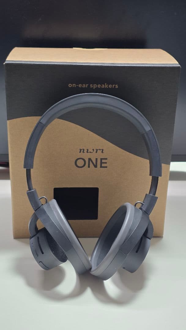 nwm ONE MBH001 ダークグレイ ワイヤレスヘッドフォン