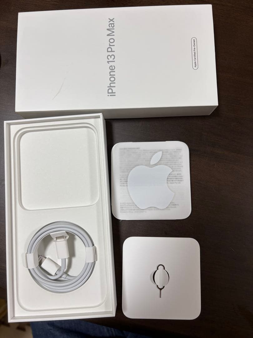 スマートフォン本体 iPhone13pro max 512GBケース付き