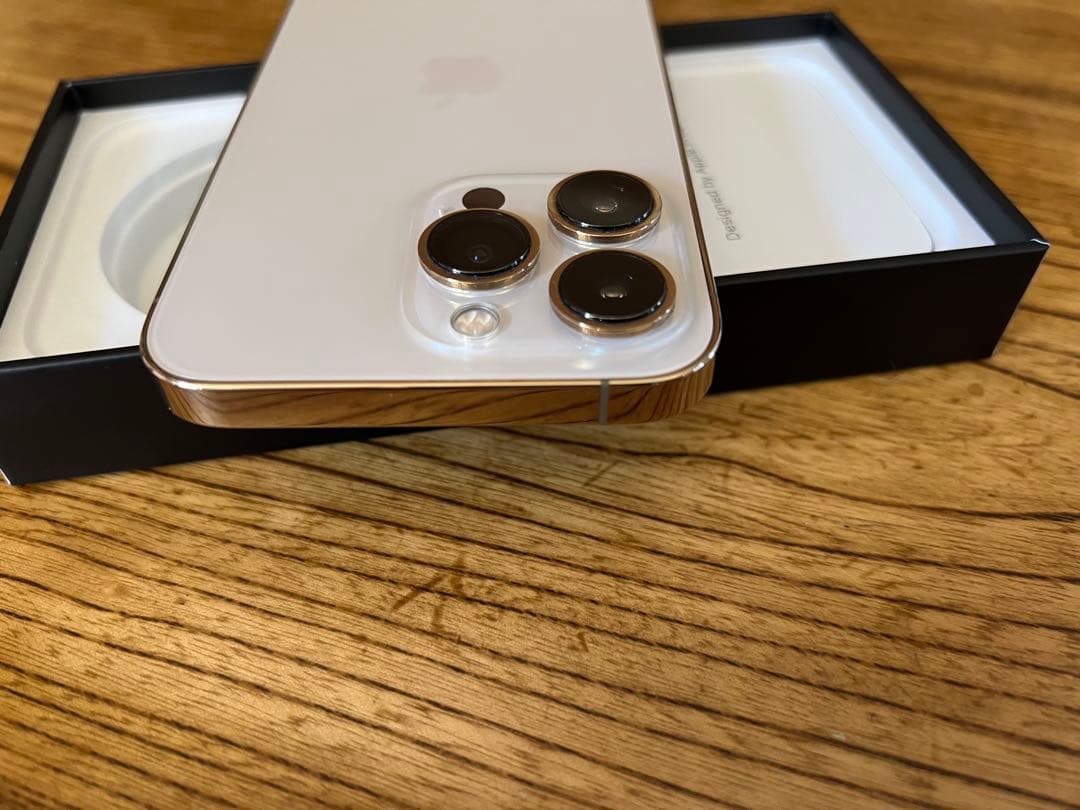 iPhone13pro ゴールド128GB SIMフリー バッテリー84%超美品