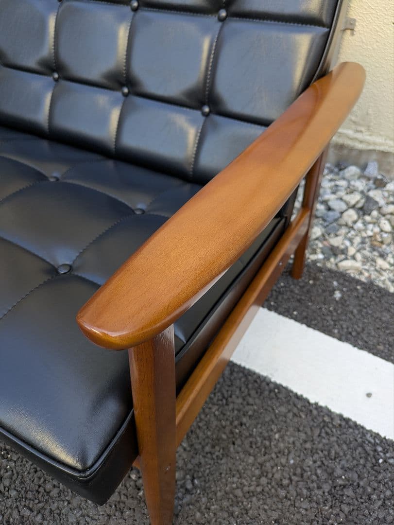 カリモク60 Kチェア スタンダードブラック 2シーター ミッドセンチュリー