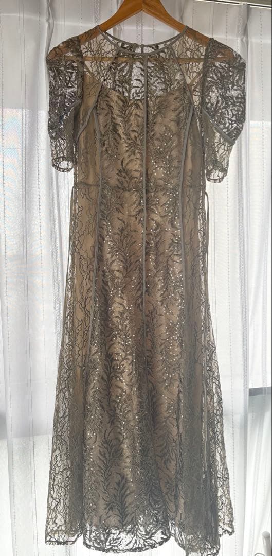 ミントグリーン　パーティードレス