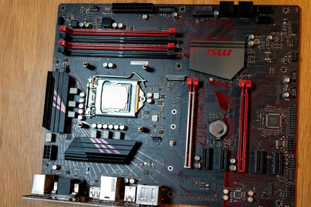 Intel i7-8700K ＋ Z370 GAMING PLUS セット