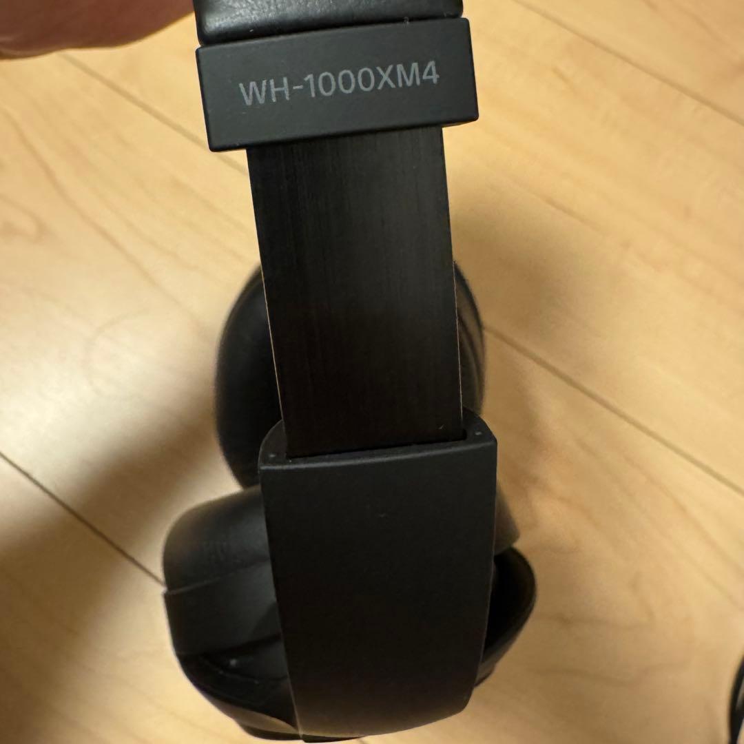【美品】SONY WH-1000XM4 ワイヤレスヘッドホン　ノイズキャンセル