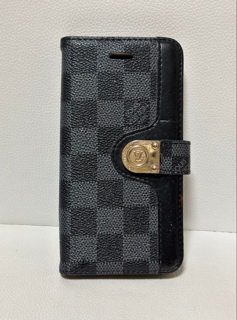 ルイビトン携帯ケース（アイホン11）