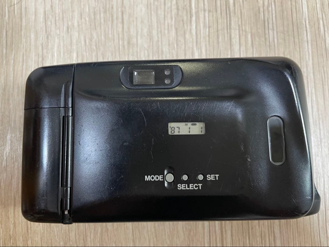 キョウセラ　KYOCERA Slim T コンパクトフィルムカメラ　ジャンク品