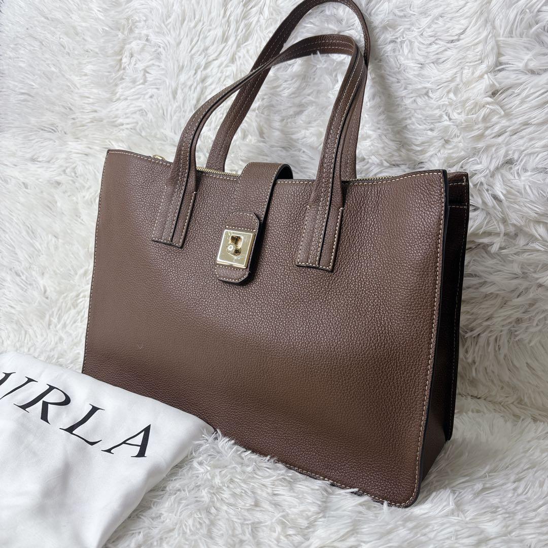 未使用級　FURLA ブラウン ビジネスバッグ　A4 トートバッグ