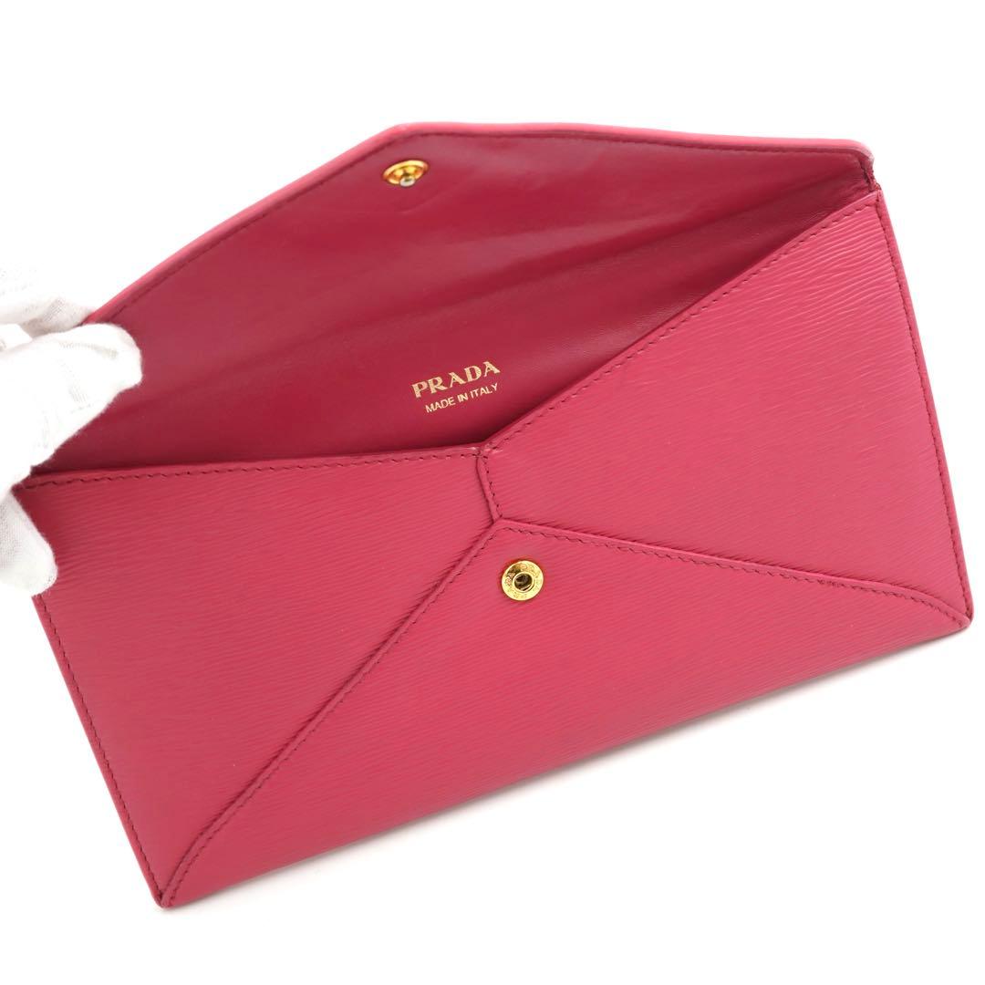 ✨未使用に近い✨　PRADA 長財布　ドキュメント　ヴィッテロムーブ　レター