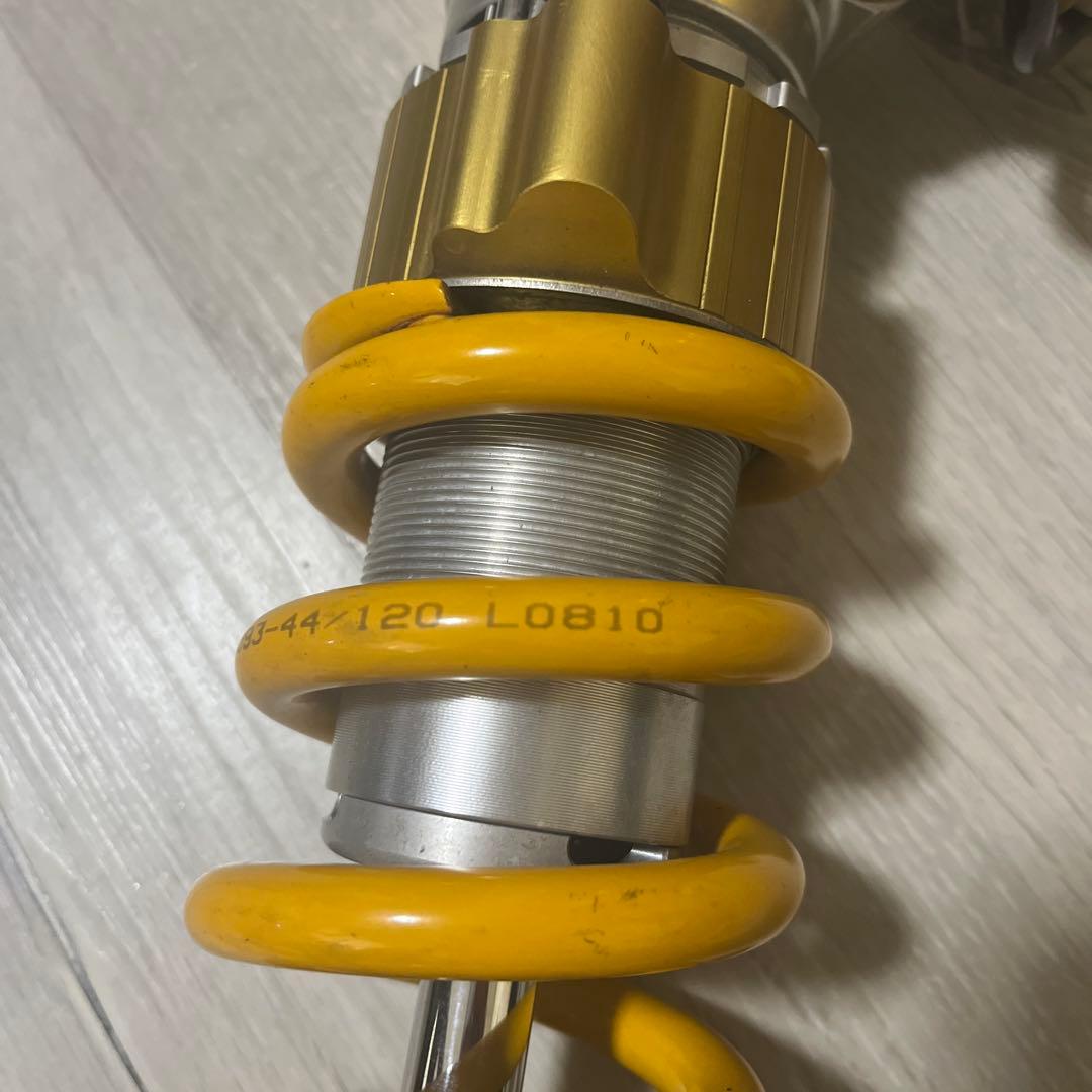 OHLINS トライアンフ　デイトナ/ストリートトリプル