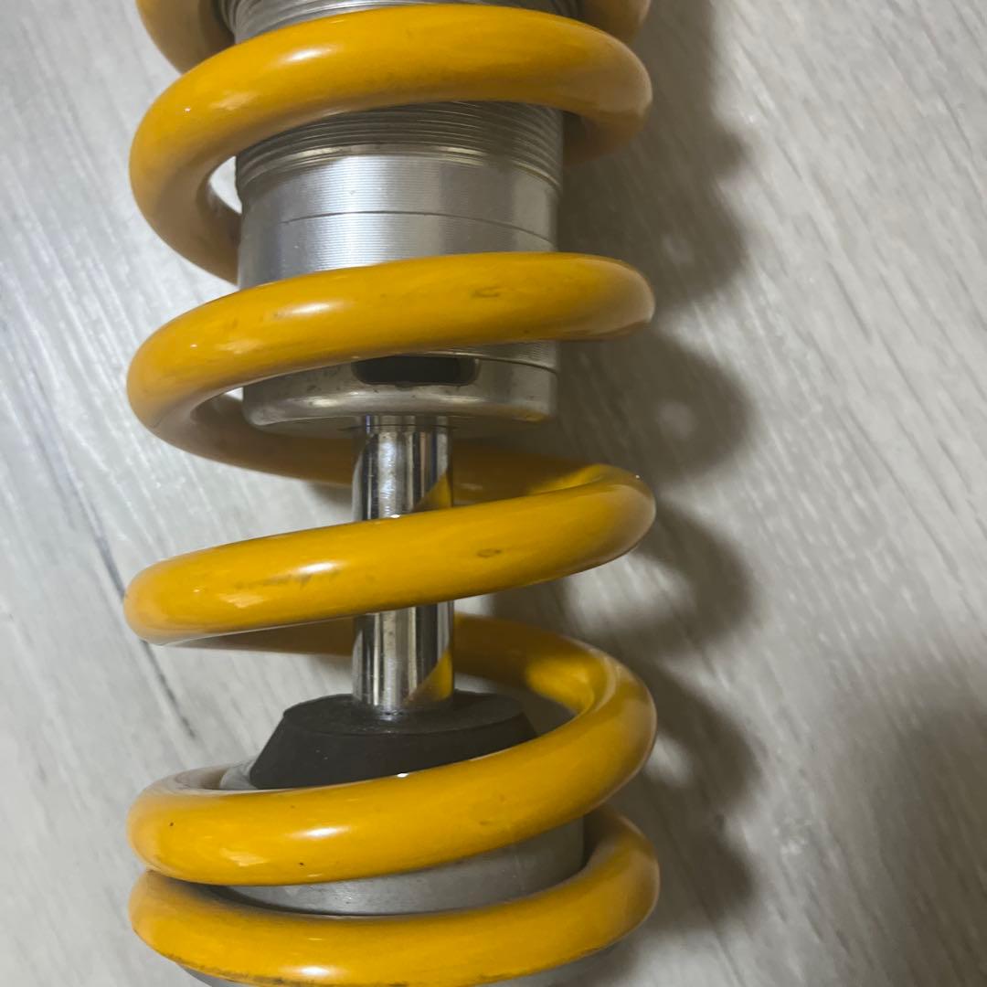 OHLINS トライアンフ　デイトナ/ストリートトリプル