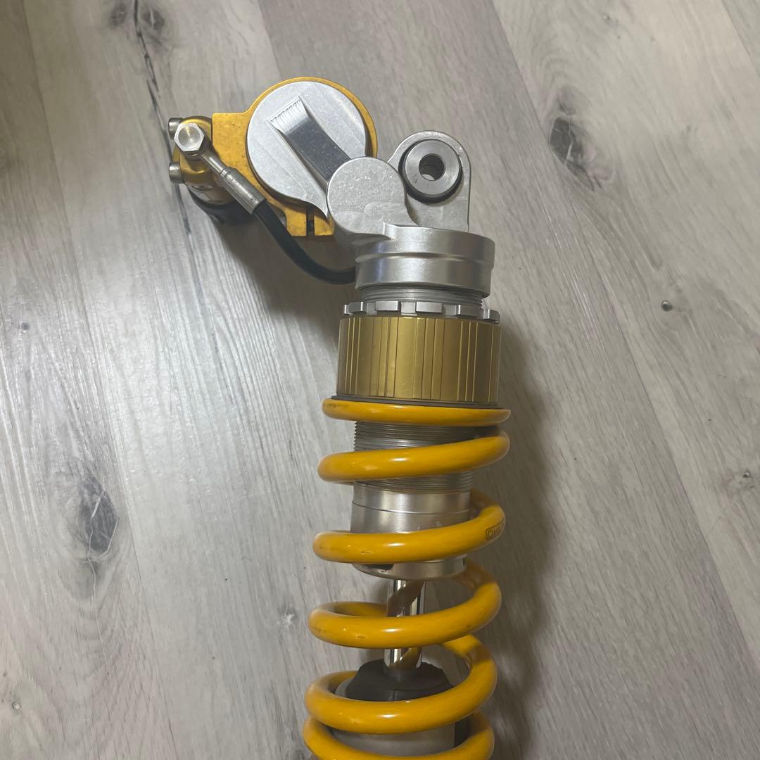 OHLINS トライアンフ　デイトナ/ストリートトリプル