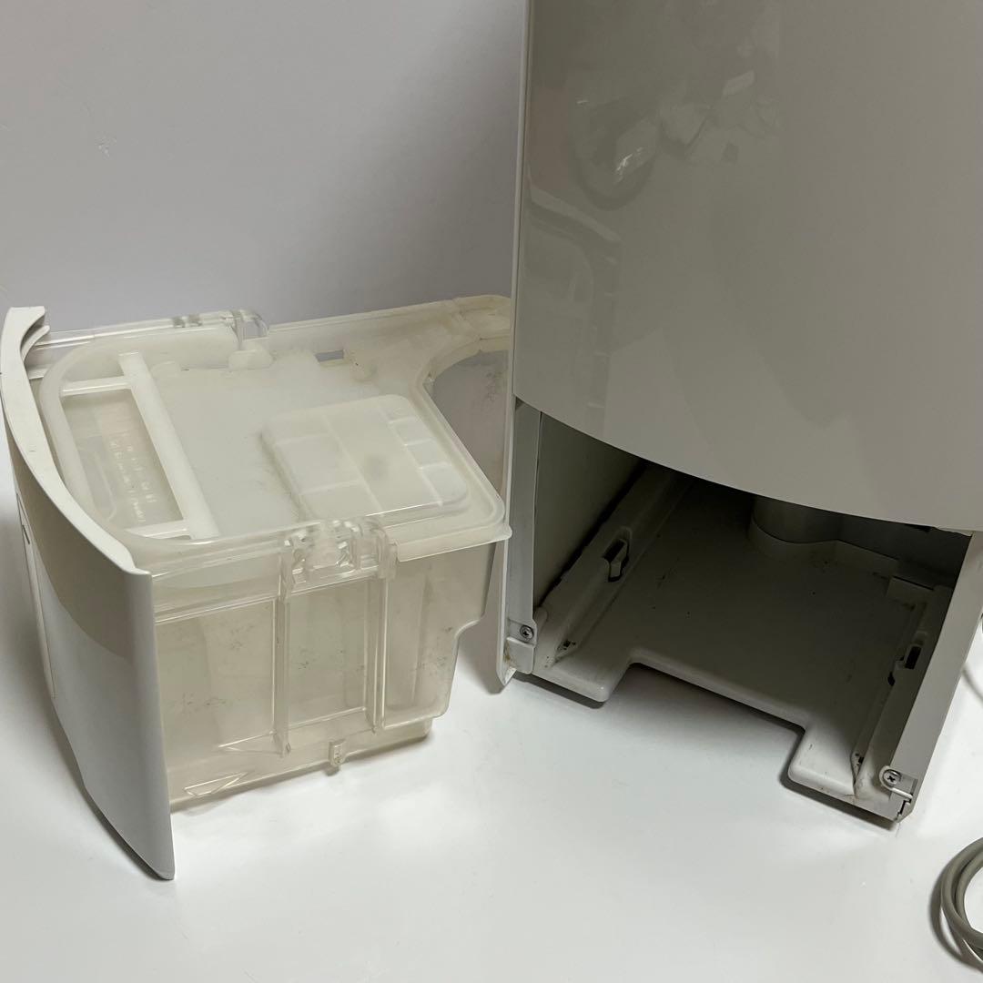 Panasonic F-YHVX120-W 衣類乾燥除湿機 2022年製